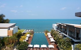 Renaissance Pattaya Resort And Spa